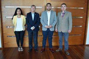Lee más sobre el artículo Reunión con el nuevo Director Regional de ProChile y el Ejecutivo Regional, Ludwig Mayer.