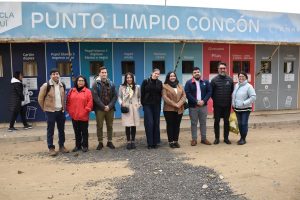 Lee más sobre el artículo Empresas socias de ASIVA conocen experiencia en relacionamiento comunitario de ENAP en Concón