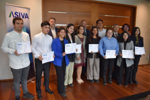 Lee más sobre el artículo Estudiantes UV fueron reconocidos por su aporte en 24° versión del ICE Región de Valparaíso