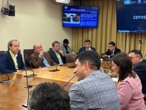 Lee más sobre el artículo Aguas Pacífico presenta su proyecto multipropósito  en la Comisión de Recursos Hídricos y desertificación de la Cámara de Diputados