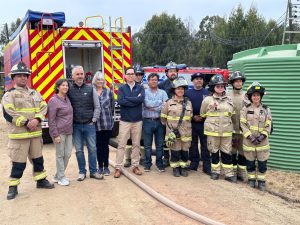 Lee más sobre el artículo Nuevo punto de abastecimiento de agua mejora capacidad de respuesta ante incendios forestales en Quintero y Puchuncaví