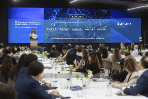 Lee más sobre el artículo ASIVA refuerza su compromiso con la innovación y la sostenibilidad en jornada empresarial de SOFOFA