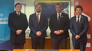 Lee más sobre el artículo Puerto Valparaíso y TPV firman extensión de concesión del Terminal 2 hasta 2029