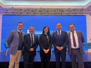Lee más sobre el artículo En Ciclo Puchuncaví 2030: Puerto Ventanas S.A destaca rol estratégico de la comuna de Puchuncaví en la logística portuaria nacional