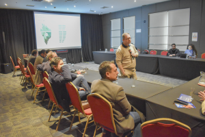 Lee más sobre el artículo Comisiones de Innovación y Tecnología de ASIVA participaron en conversatorio sobre transformación digital junto a experto brasileño