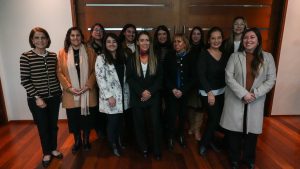 Lee más sobre el artículo Comisión Mujer y Liderazgo ASIVA aborda herramientas prácticas para avanzar en igualdad de género y conciliación